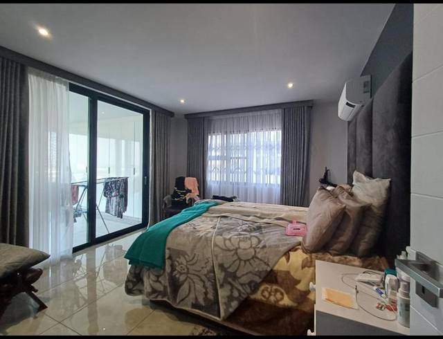 3 BEDROOM APARTMENT FOR SALE IN WINDERMERE